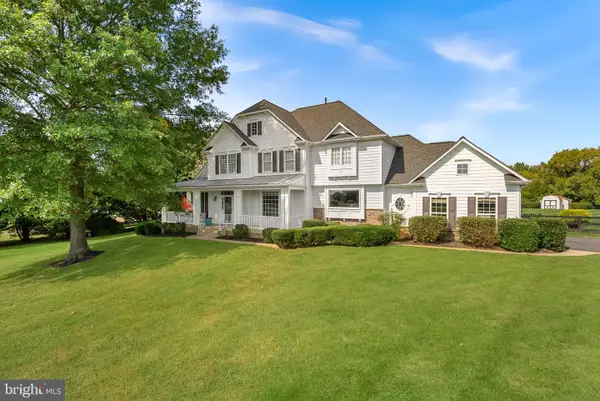 38332 Stone Eden Dr, HAMILTON, VA 20158