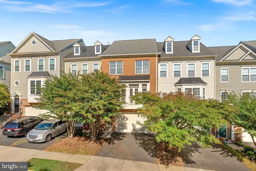 43756 Lees Mill Sq, Leesburg, VA 20176 - #2