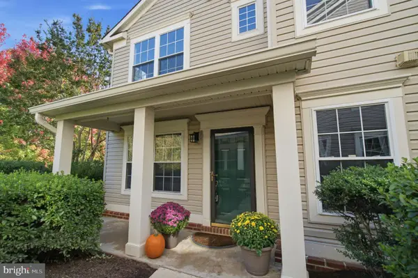 43414 Edgecliff Ter, ASHBURN, VA 20147