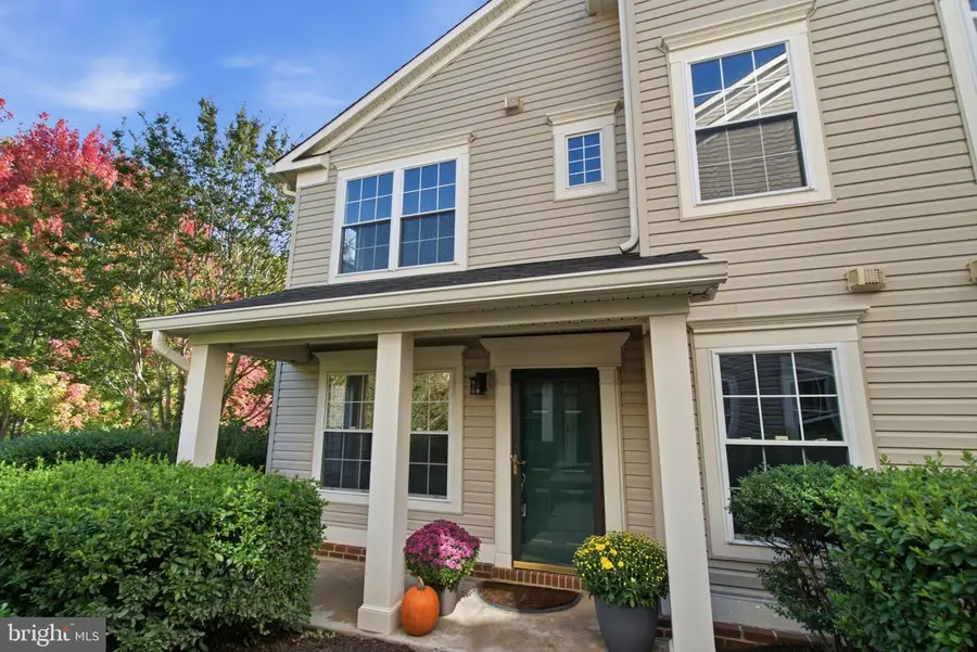 43414 Edgecliff Ter, Ashburn, VA 20147 - #2