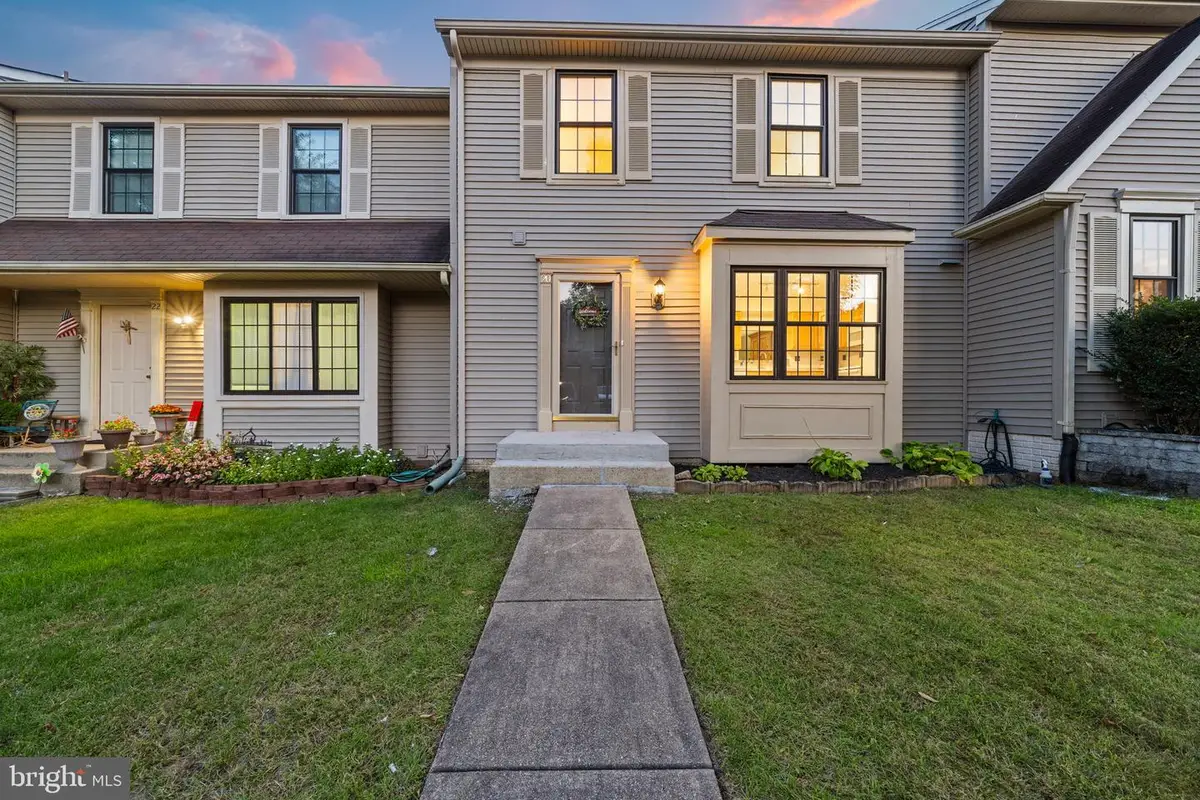 20 Haxall Ct, Sterling, VA 20165 - #1
