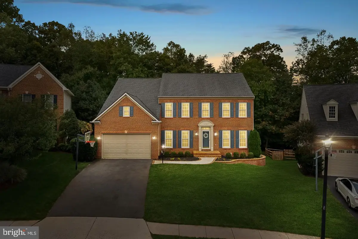 47285 Ox Bow Cir, Sterling, VA 20165 - #1