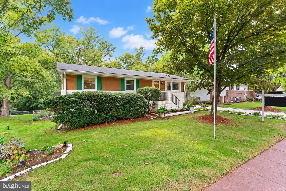 312 E Amhurst St, Sterling, VA 20164 - #1