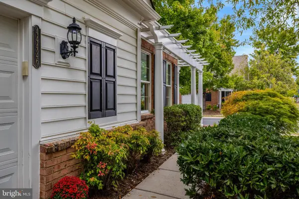 44426 Sunset Maple Dr, ASHBURN, VA 20147