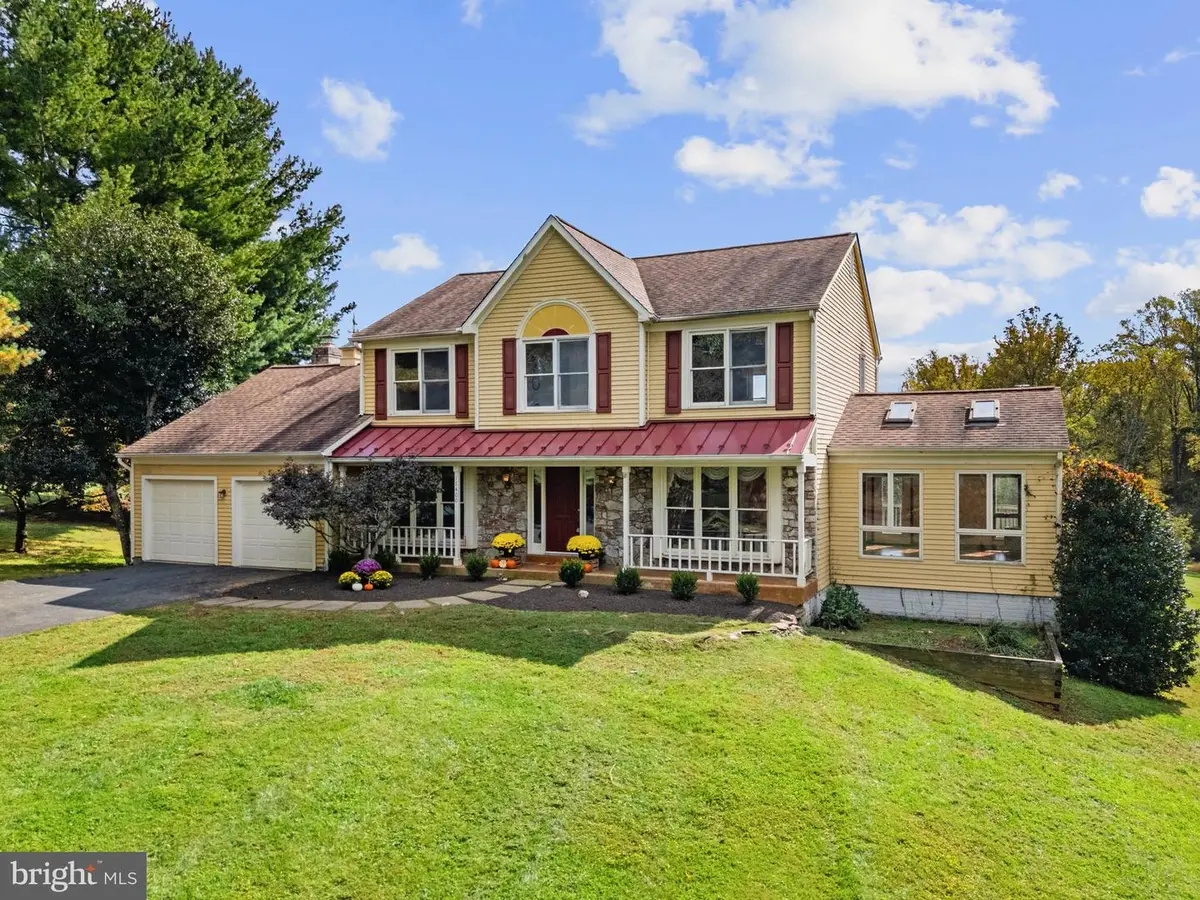17400 Tranquility Rd, Purcellville, VA 20132 - #1
