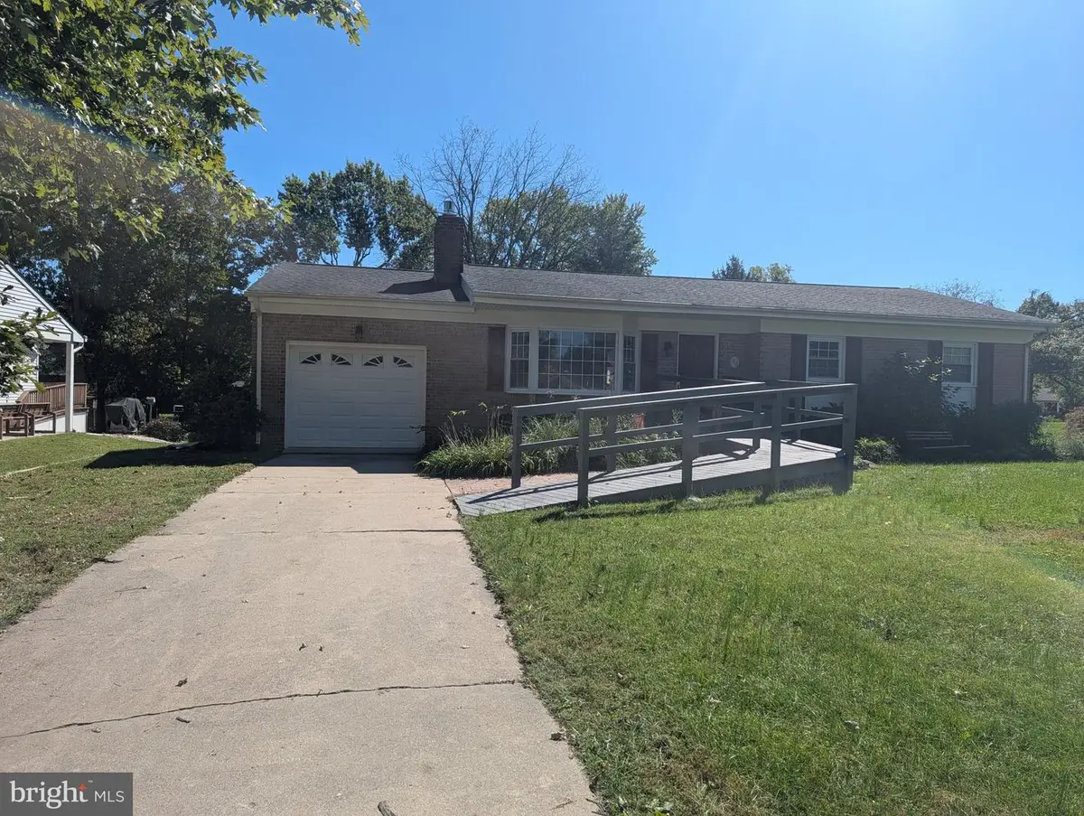83 Rogers S, Hamilton, VA 20158 - #1
