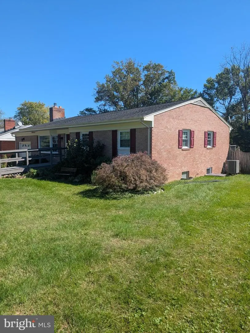 83 Rogers S, Hamilton, VA 20158 - #3
