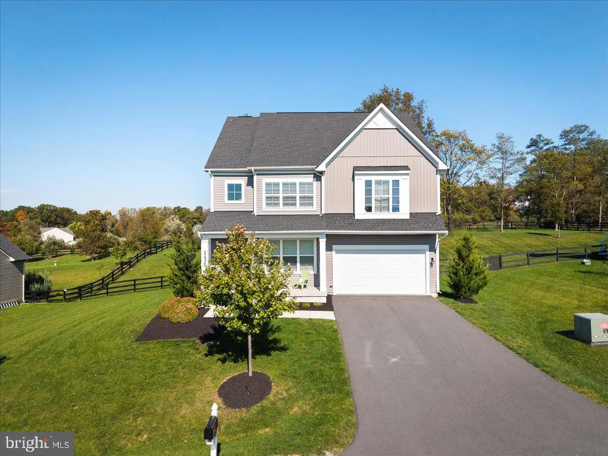 35924 Platinum Dr, Round Hill, VA 20141 - #1