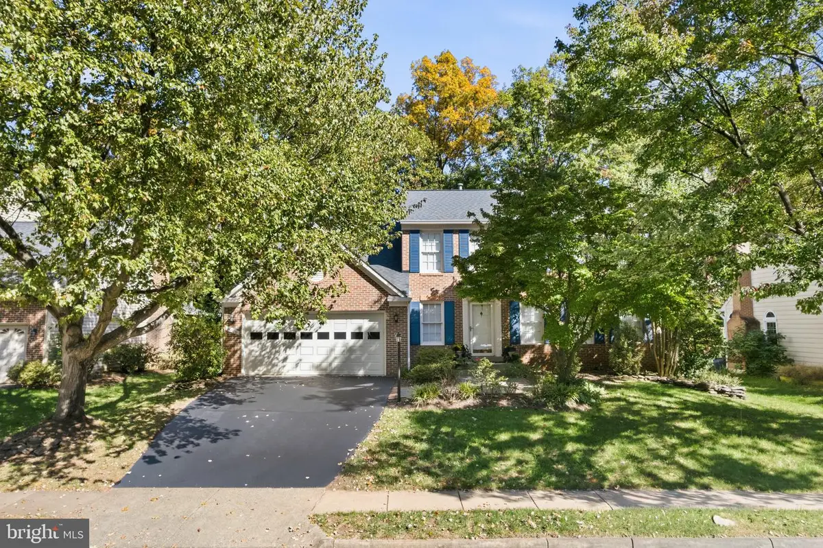 20708 Corkwood Dr, Sterling, VA 20165 - #1