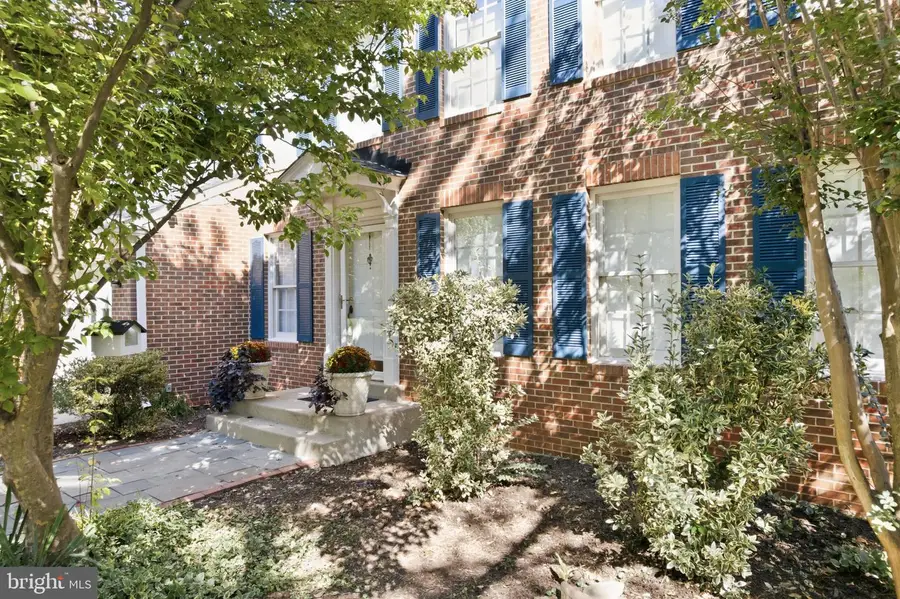 20708 Corkwood Dr, Sterling, VA 20165 - #2