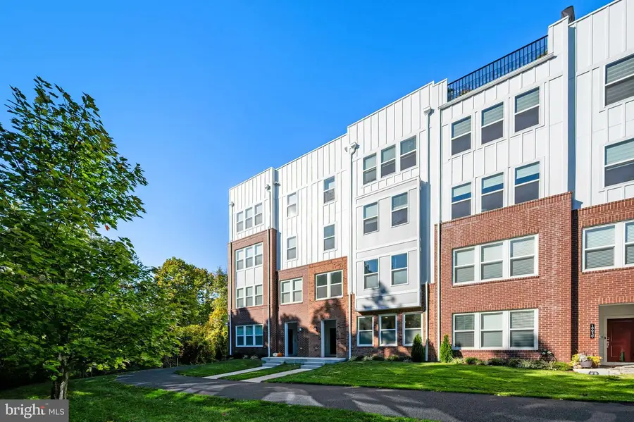 19937 Lavender Dust Sq, Ashburn, VA 20147 - #3