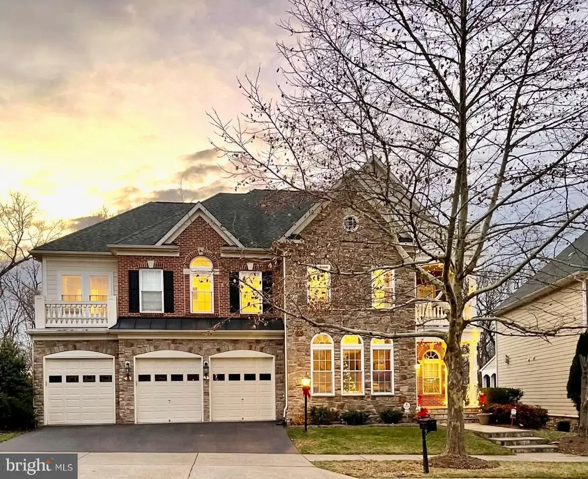 43768 Riverpoint Dr, Leesburg, VA 20176 - #1