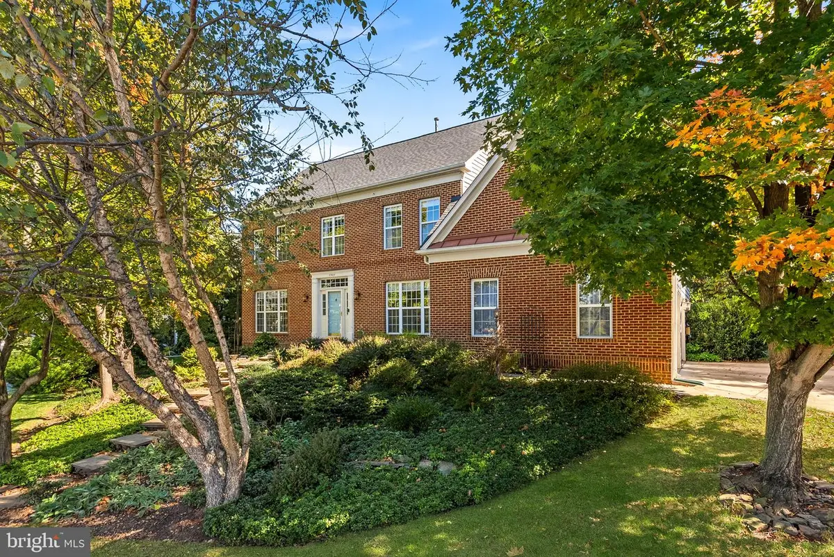47404 Middle Bluff Pl, Sterling, VA 20165 - #1