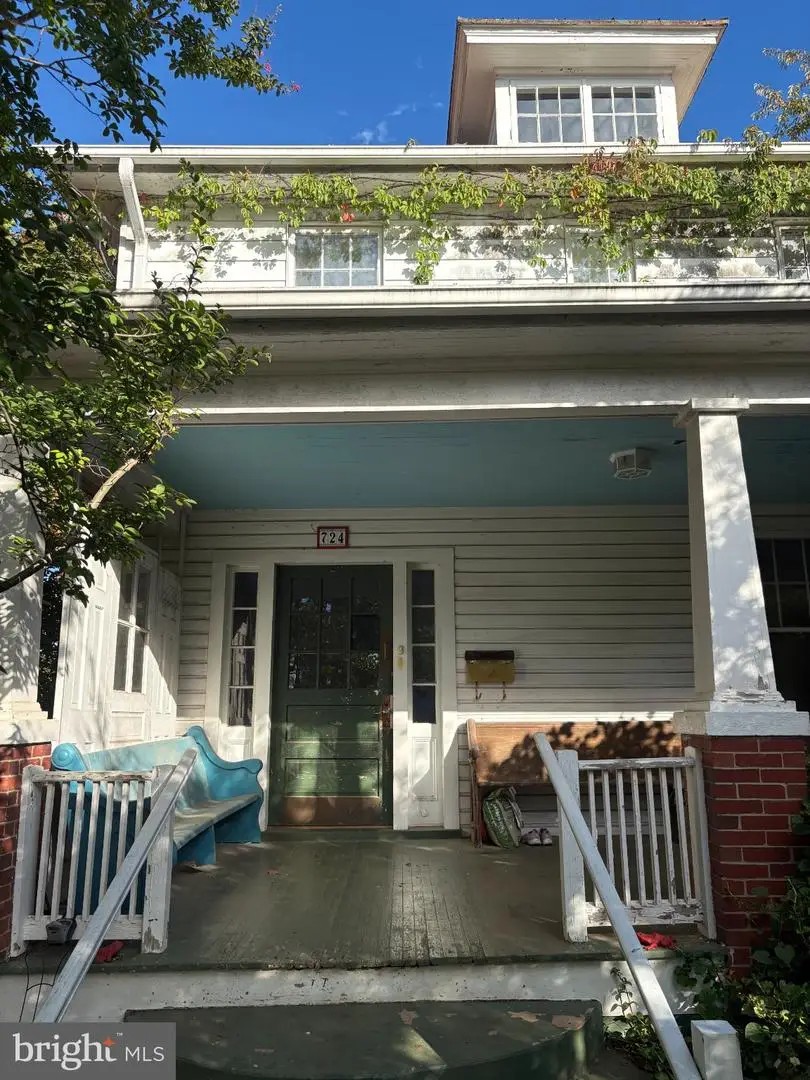 724 Valley View Ave Sw, Leesburg, VA 20175 - #1