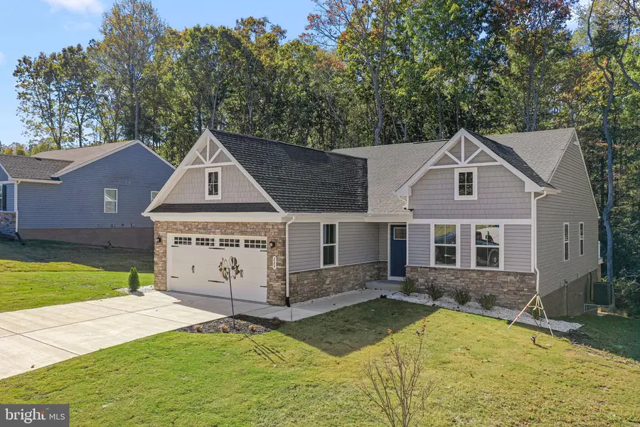 289 Pleasants Ln, Kilmarnock, VA 22482 - Image #3