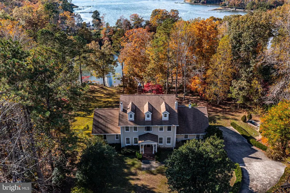 673 Nugent Ln, Weems, VA 22576 - Image #1