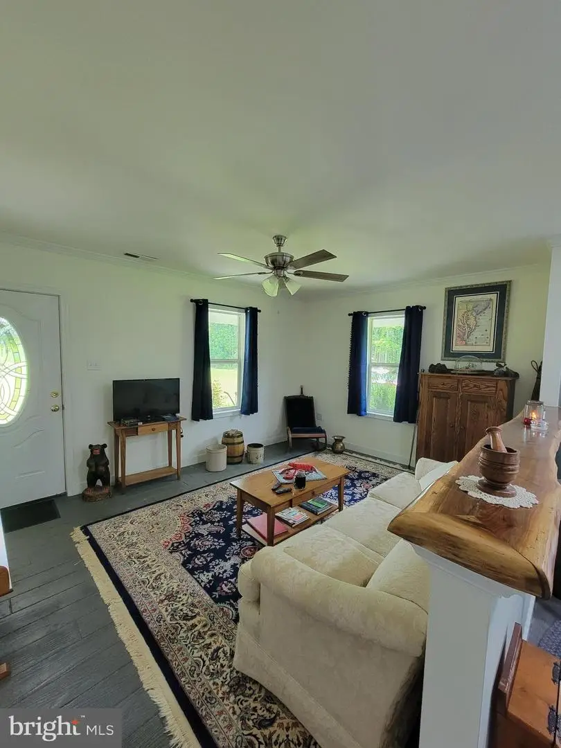 274 Regina, Regina, VA 22503 - #2