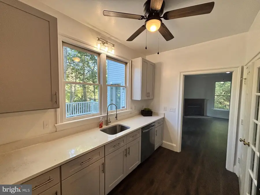 235 Oak Point Dr, Lancaster, VA 22503 - #2