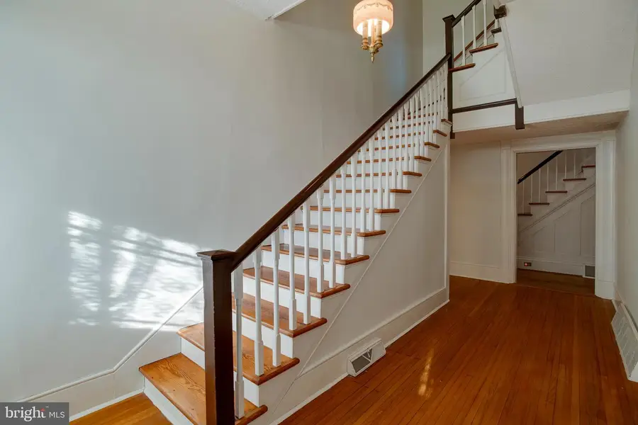 319 N Main St, Madison, VA 22727 - #3