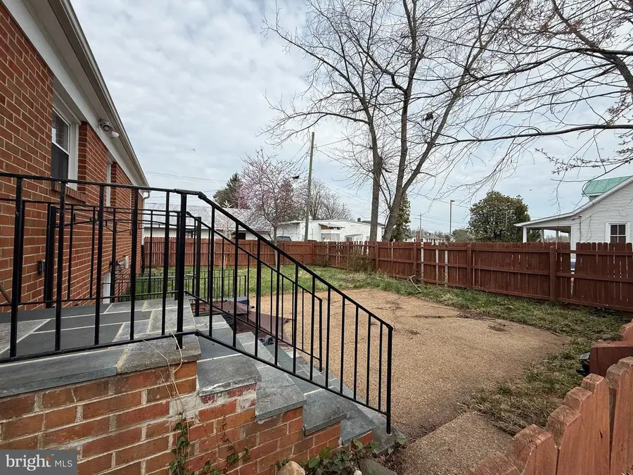 115 Washington St, Madison, VA 22727 - #2