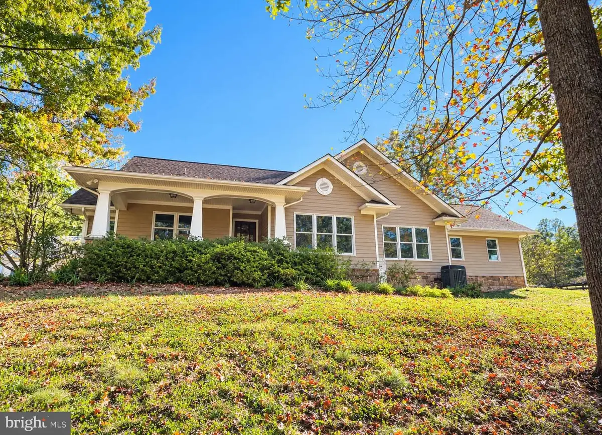 324 Longshot Ln, Rochelle, VA 22738 - #1