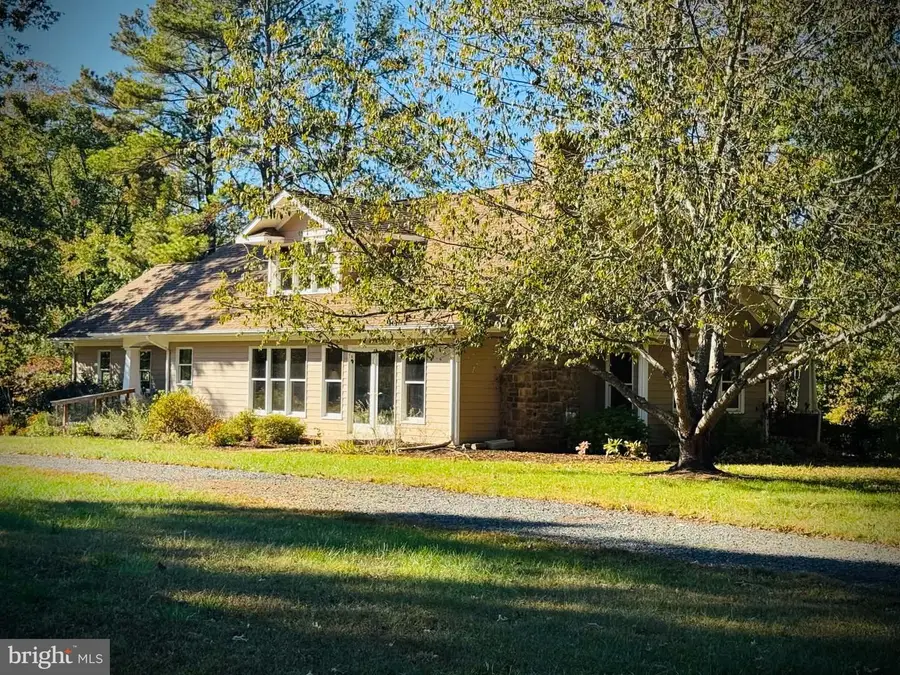 324 Longshot Ln, Rochelle, VA 22738 - #2