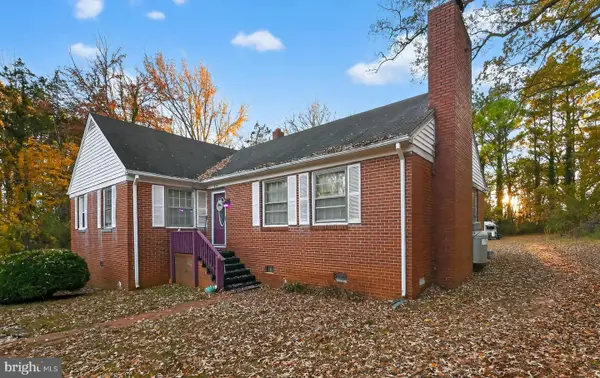 714 Robertson Street, CHASE CITY, VA 23924