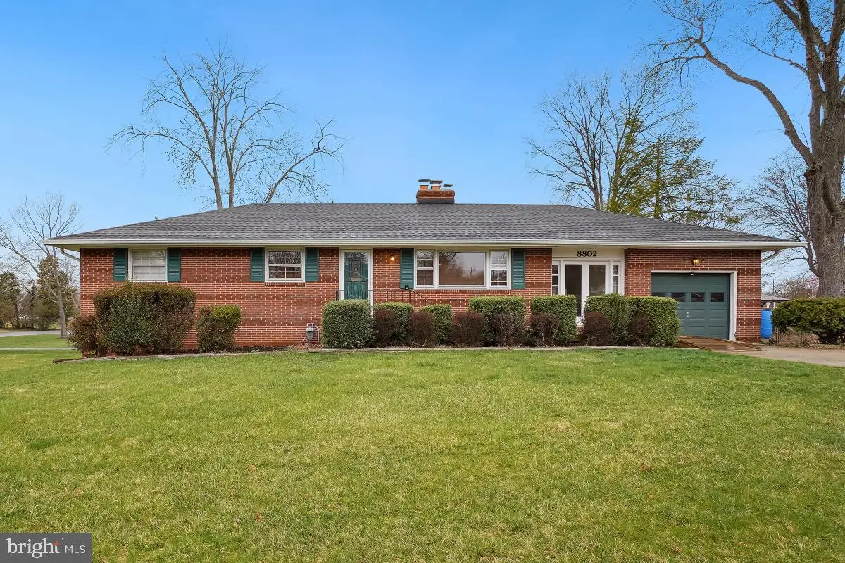8802 Early St, Manassas, VA 20110 - #1