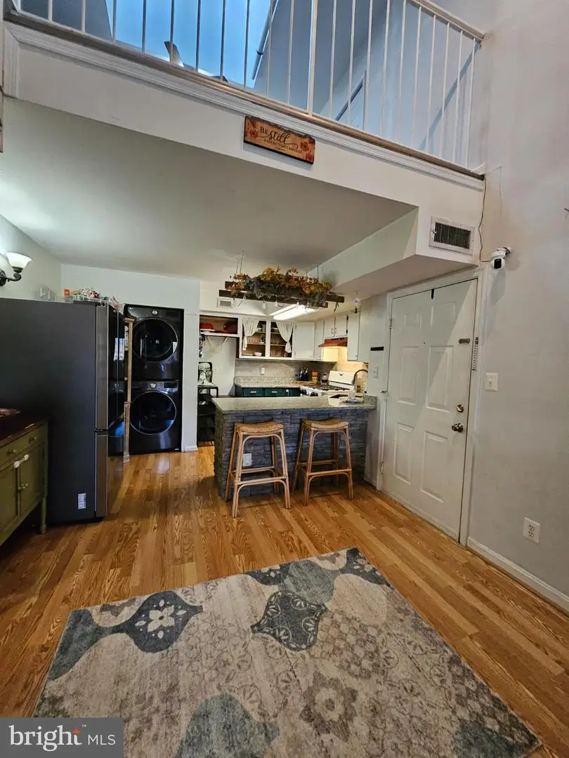 9200 Azure Ct #201, Manassas, VA 20110 - Image #2