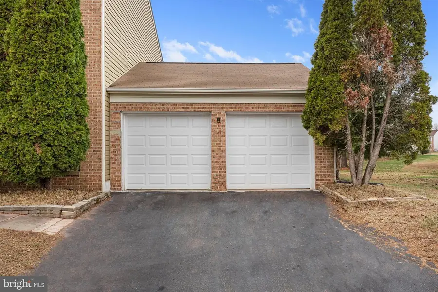 10140 Forest Hill Cir, Manassas, VA 20110 - Image #3
