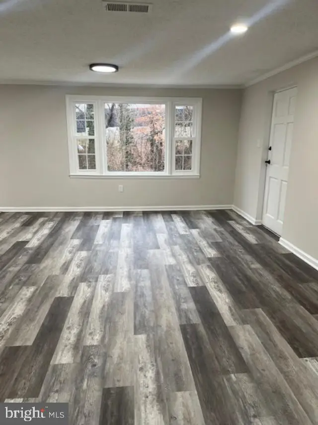 9207 Douglas St #215, Manassas, VA 20110 - Image #2