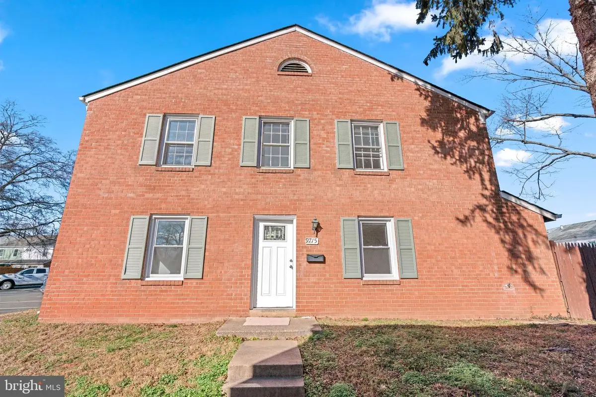 9715 Pickett Ln, Manassas, VA 20110 - Image #1