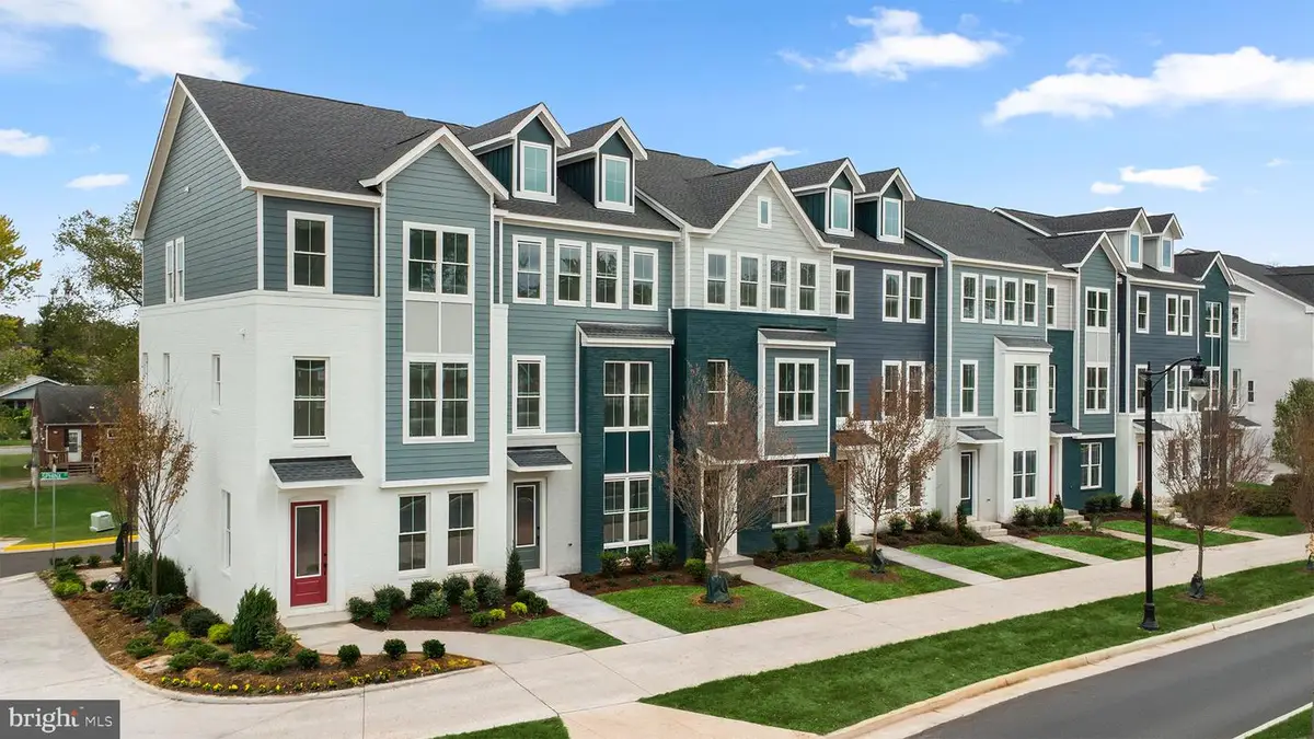 9719 Grant Ave, Manassas, VA 20110 - Image #1