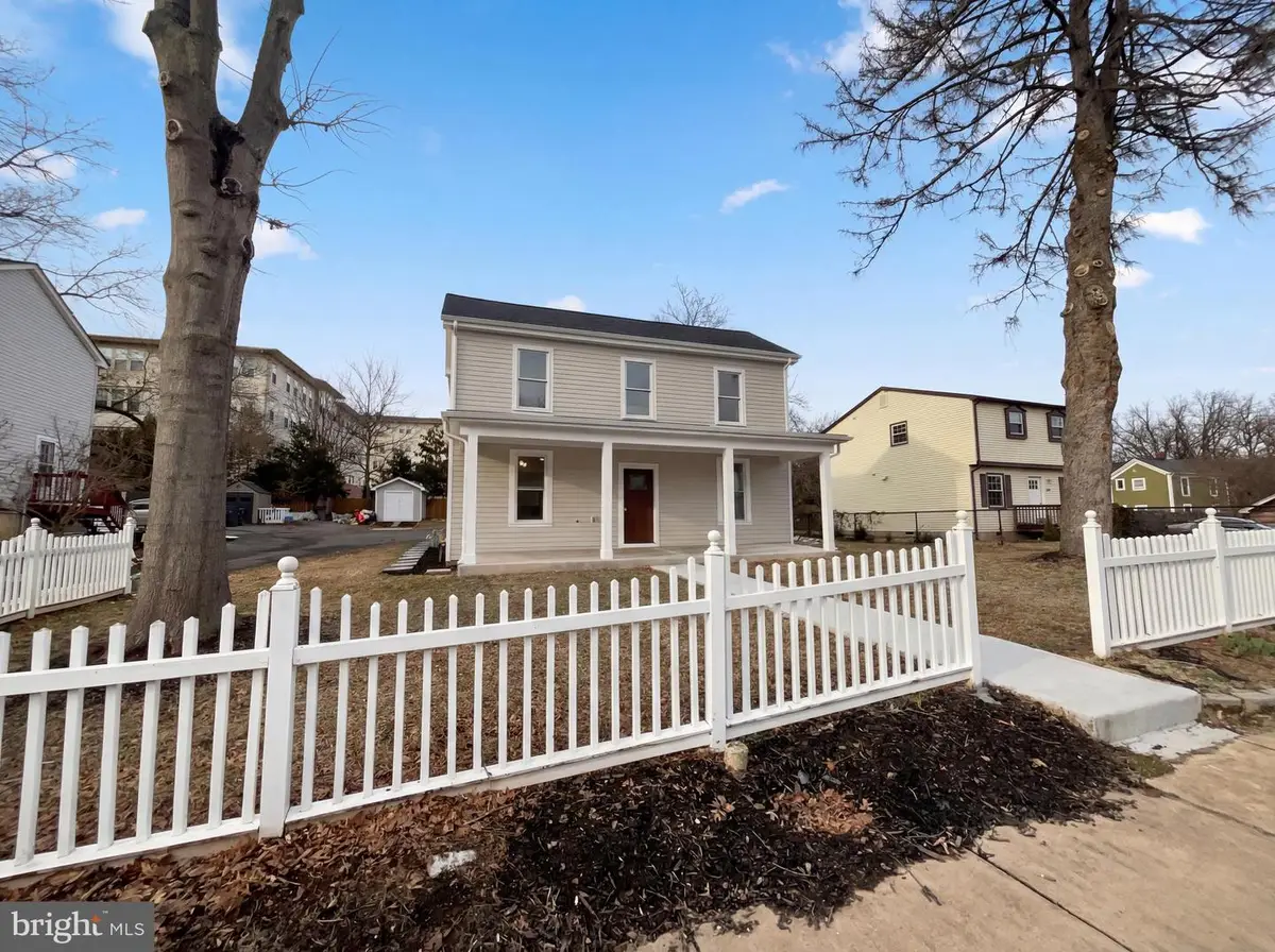 9204 Douglas St, Manassas, VA 20110 - #1