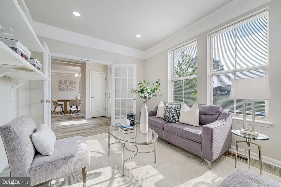 9563 Jefferson St, Manassas, VA 20110 - #2