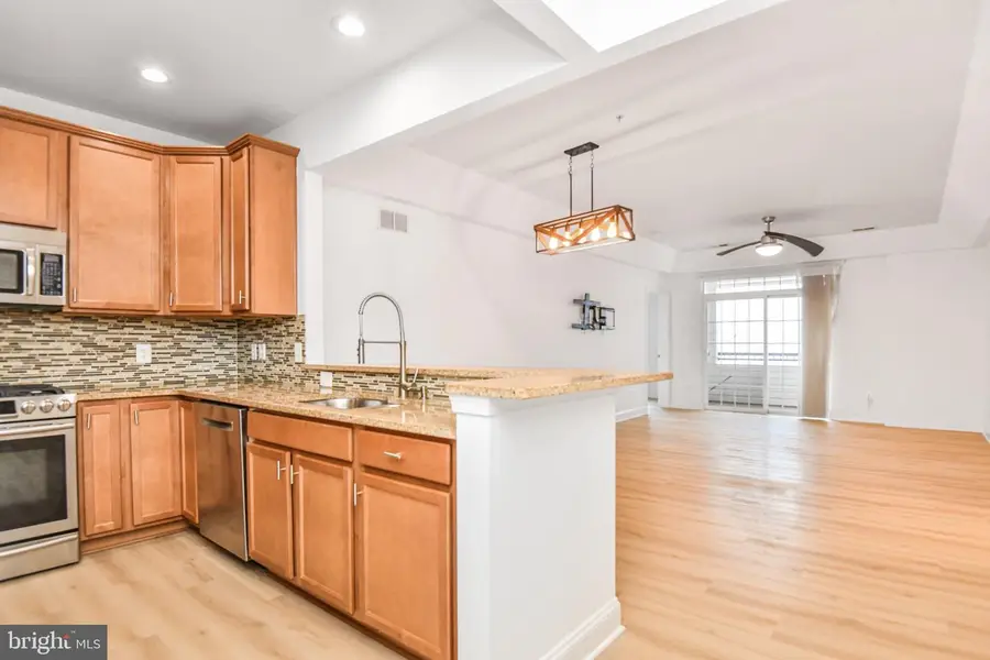 9200 Charleston Dr #404, Manassas, VA 20110 - #2