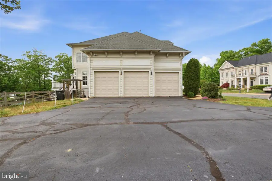 9292 Sumner Lake Blvd, Manassas, VA 20110 - #3