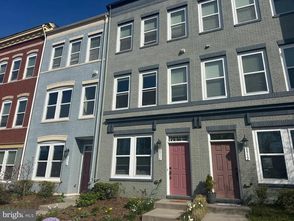 8934 Center St, Manassas, VA 20110 - #1