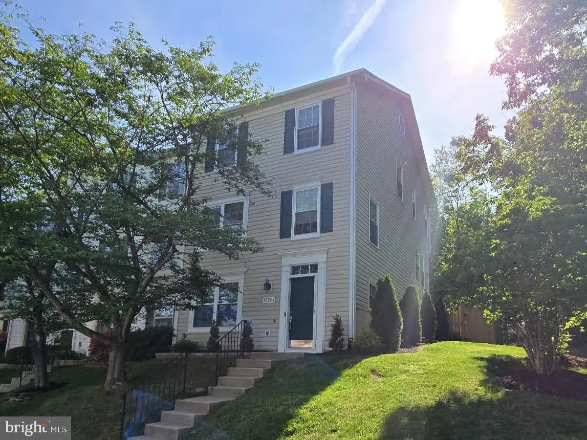 10227 Magnolia Grove Dr, Manassas, VA 20110 - #1