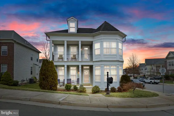 9477 Bankhead Dr, MANASSAS, VA 20110