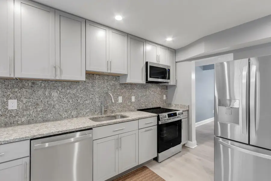 9307 Hood Rd, Manassas, VA 20110 - #2