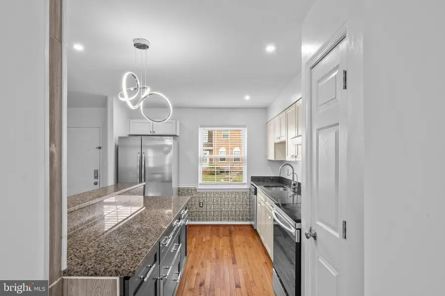 8387 Woodline Ct, Manassas, VA 20110 - #2
