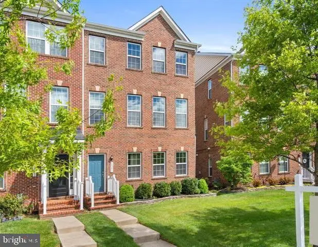 10271 Hastings Dr, Manassas, VA 20110 - #1