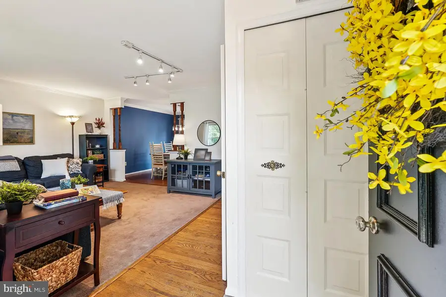 9203 Landgreen St, Manassas, VA 20110 - #2
