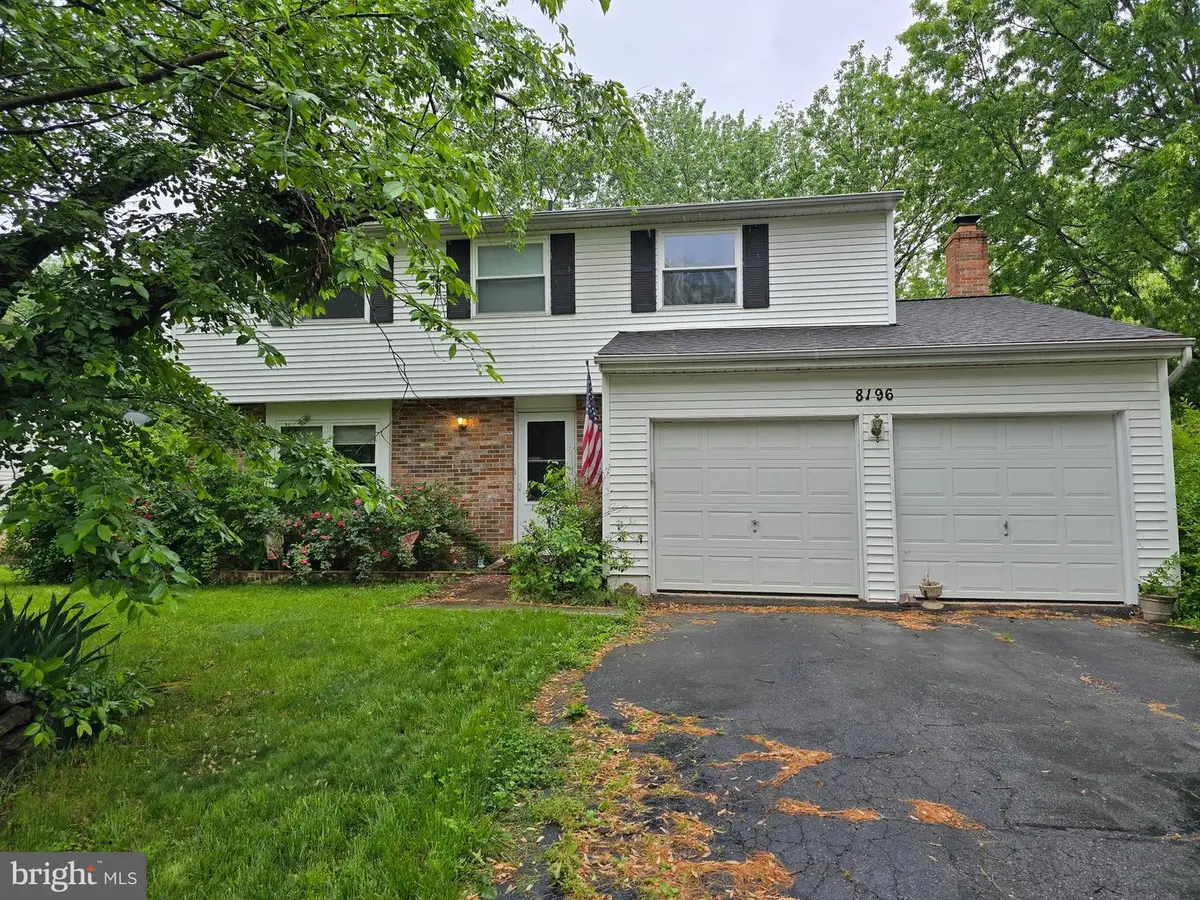 8196 Oakglen Rd, Manassas, VA 20110 - #1