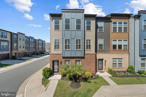 9828 Buchanan Loop, MANASSAS, VA 20110