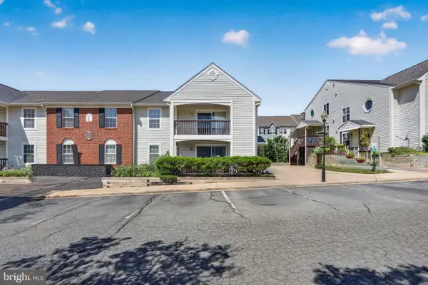 9410 Scarlet Oak Dr, MANASSAS, VA 20110