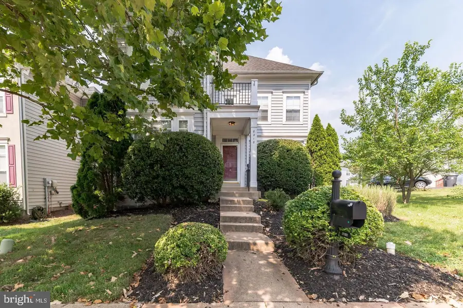 8218 Warfield St, Manassas, VA 20110 - #3
