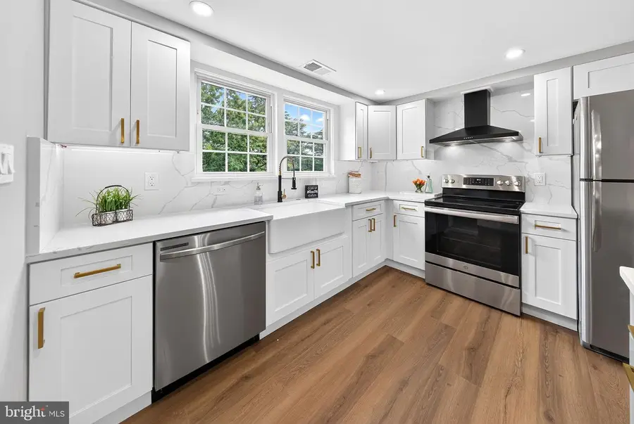9093 Wharton Ct, Manassas, VA 20110 - #3