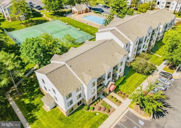 8372 Buttress Ln #202, MANASSAS, VA 20110